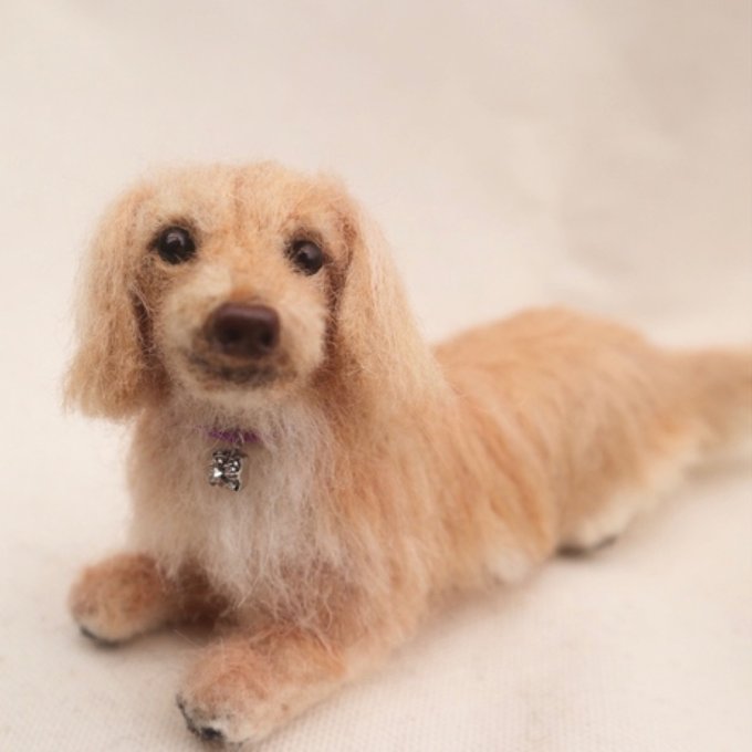 オーダー製作 》羊毛フェルト 犬 ミニチュアダックス 伏せ オーダー製作 》羊毛フェルト 犬 ミニチュアダックス 伏せ