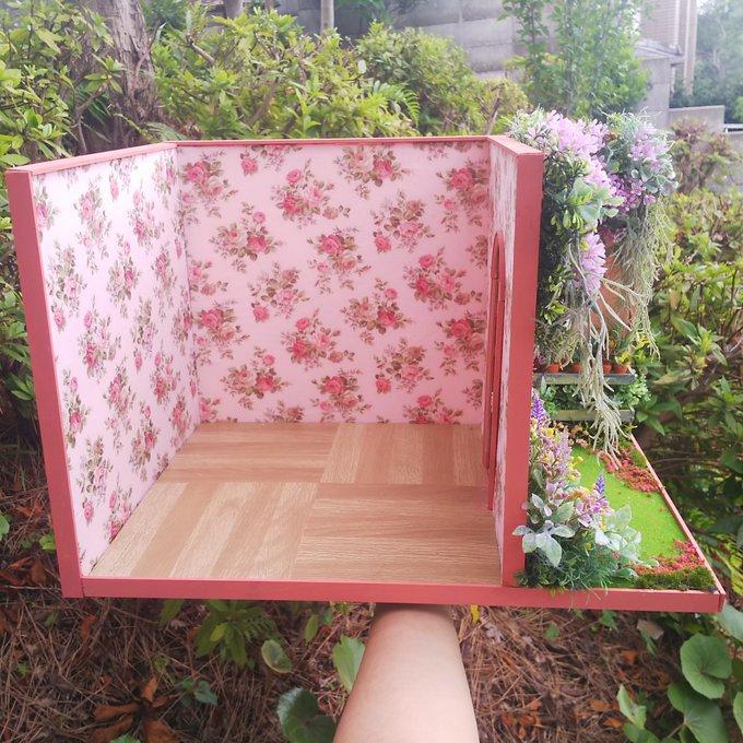 💝❣️ 🌿 🤣ピンクの花柄壁紙のお部屋 ミニチュア ドールハウス 💝❣️ 🌿 🤣ピンクの花柄壁紙のお部屋 ミニチュア ドールハウス