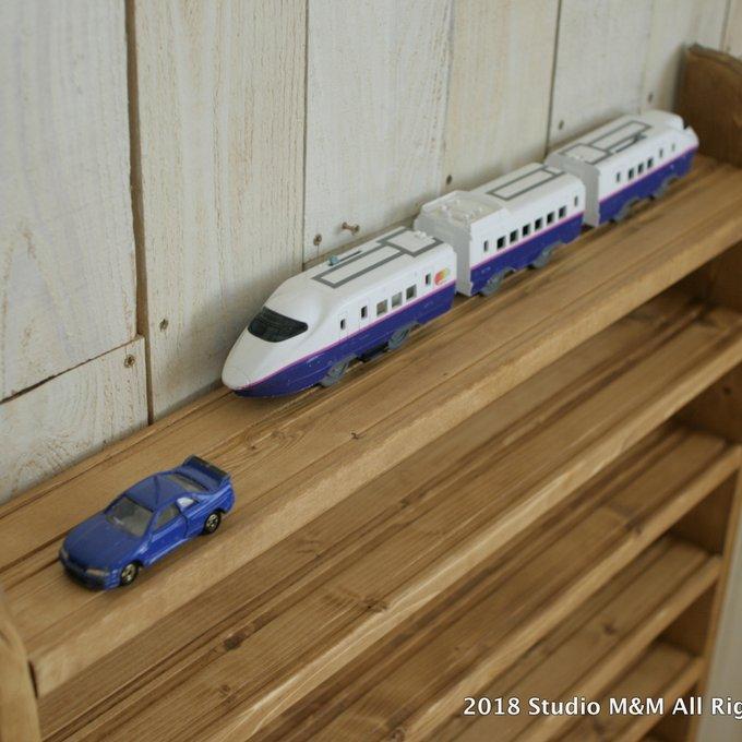 M&M スタンド付き プラレール トミカ BRIO 収納棚 (W60×9段 M&M スタンド付き プラレール トミカ BRIO 収納棚 (W60×9段