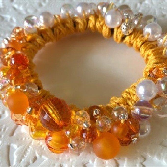 送料無料】ビーズシュシュ(オレンジ) - SUMIRE555'S GALLERY | minne 国内最大級のハンドメイド・手作り通販サイト