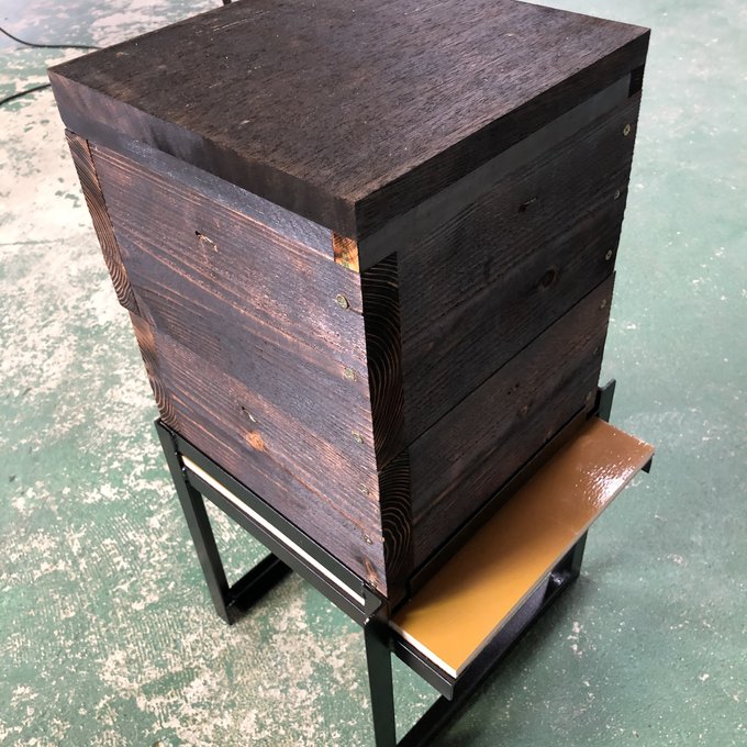 日本蜜蜂 重箱用 巣箱台 29cm用 - MAMESHIBA48'S GALLERY 日本蜜蜂 重箱用 巣箱台 29cm用 - MAMESHIBA48'S GALLERY