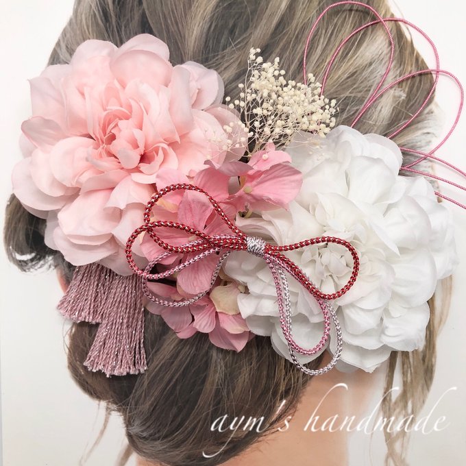 ピンク&ホワイト〜和装花髪飾り〜結婚式 成人式 色打掛 七五三 振袖 紐