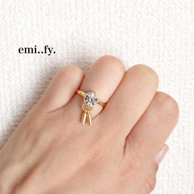 1粒ジルコニアの揺れるリング✳︎指輪✳︎ - emi..fy.の 1粒ジルコニアの揺れるリング✳︎指輪✳︎ - emi..fy.の