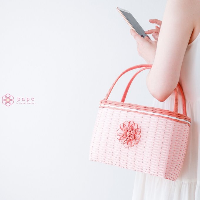 華やかな花飾りのカゴバッグS＊ライトピンク【受注生産】 - ときめき色