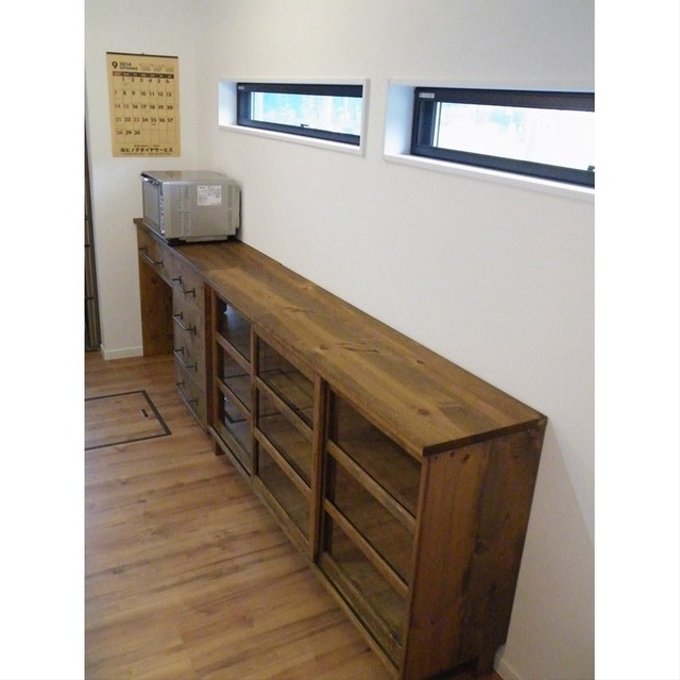 デポー オーダー家具のキノカ ワークテーブルが出てくる引戸収納のキッチンカウンター T4867