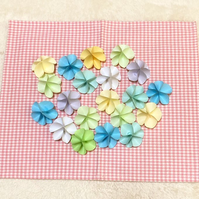 折り紙ハンドメイド・:*:・壁飾り・お花・:*:・ - その他