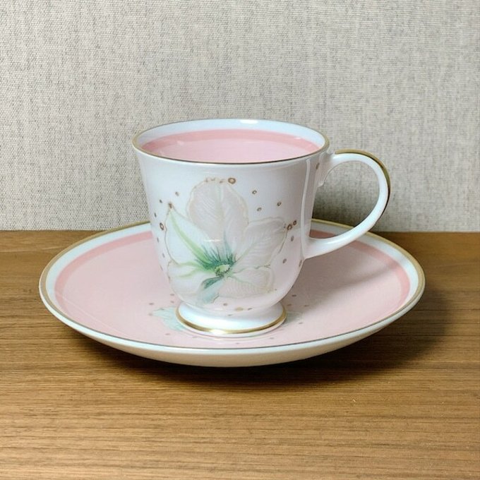 スージークーパー クレマチス カップ&ソーサー(ピンク)デミサイズ