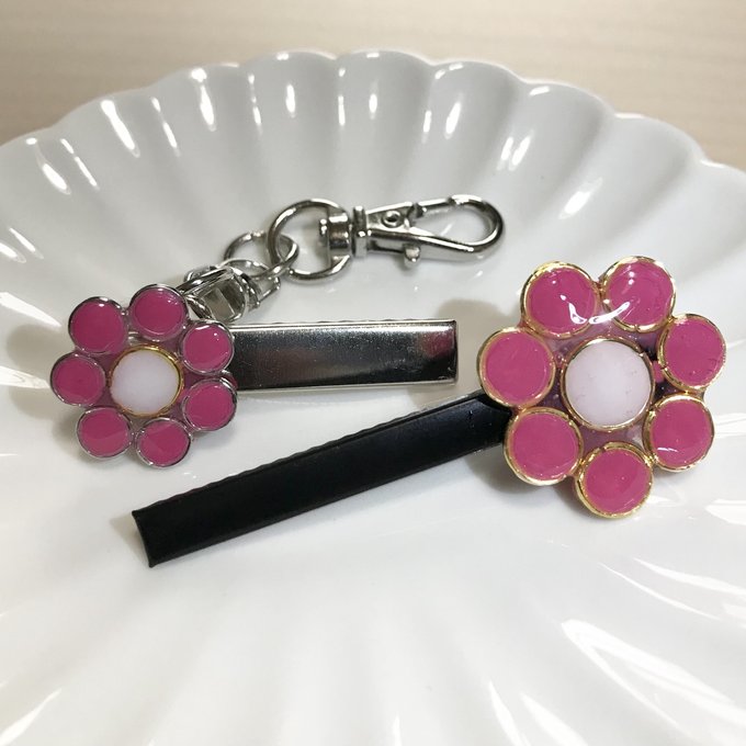 ピンクのお花のヘアクリップとキークリップ - rinnaya | minne 国内最大級のハンドメイド・手作り通販サイト