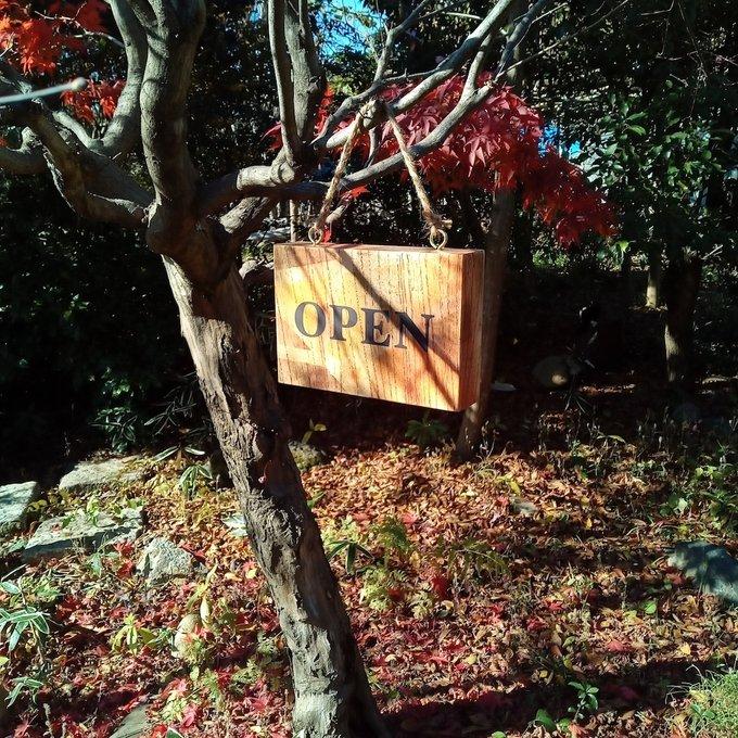 クラシック木製看板 OPEN CLOSED 吊り下げ mixカラー / 自然塗装 クラシック木製看板 OPEN CLOSED 吊り下げ mixカラー / 自然塗装