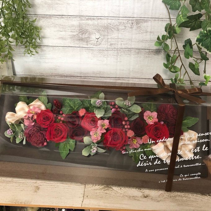 壁にも掛けれるフレームアレンジ ブラウン 赤い薔薇 壁にも掛けれるフレームアレンジ ブラウン 赤い薔薇