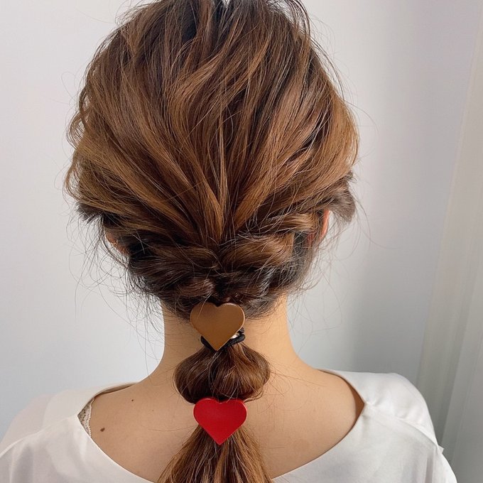 ちょこんとかわいいハートのレザーヘアゴム RED - L.W.P.ta'S ちょこんとかわいいハートのレザーヘアゴム RED - L.W.P.ta'S
