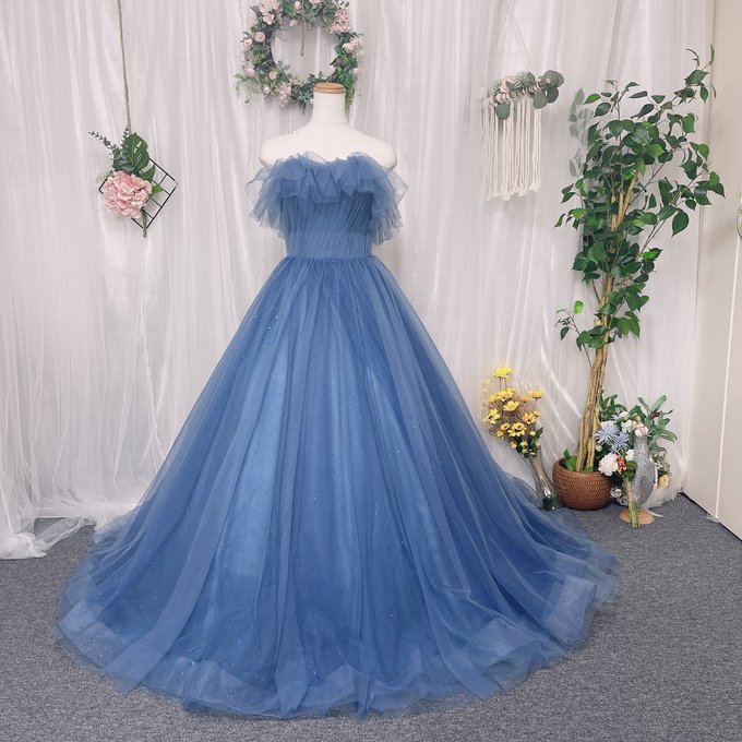 カラードレス ウェディングドレス キラキラ 二次会 前撮り 結婚式 発表