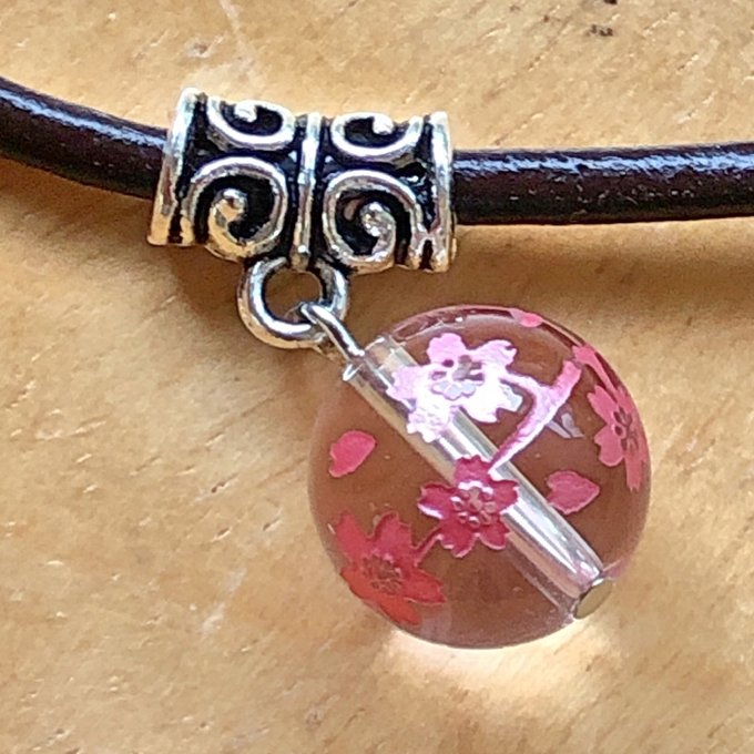 桜彫り水晶 革紐ネックレス - HARUITIBANN'S GALLERY,天然石 桜彫り水晶 革紐ネックレス - HARUITIBANN'S GALLERY,天然石