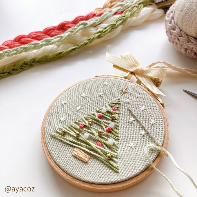 特集掲載》ちいさな刺繍枠クリスマスオーナメント/初めてさん 特集掲載》ちいさな刺繍枠クリスマスオーナメント/初めてさん