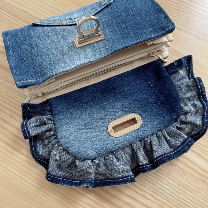 デニムリメイク フリル ウォレット デニムリメイク フリル ウォレット