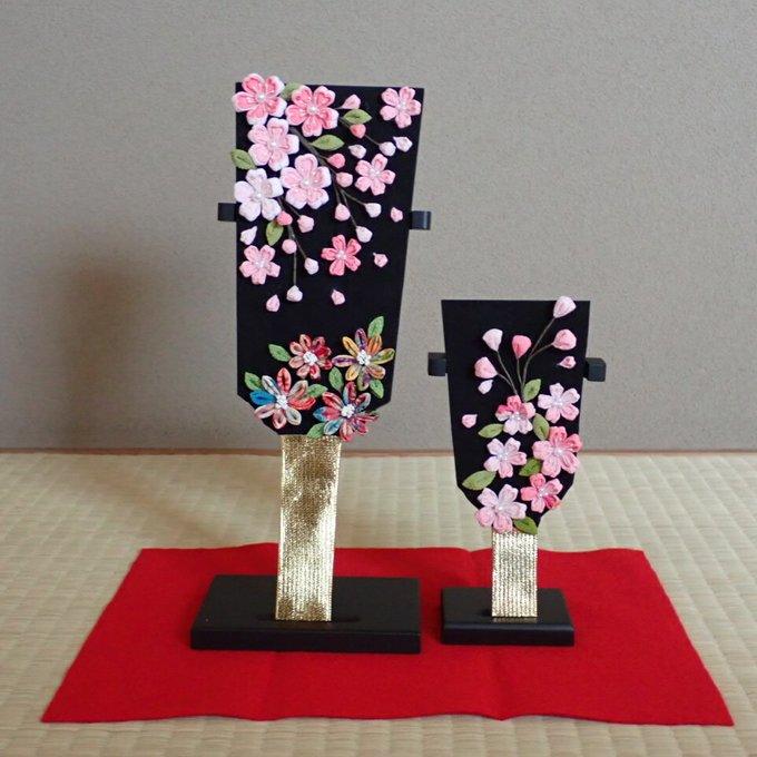 つまみ細工☆羽子板（ミニ羽子板と飾り台付き）【桜と野菊】