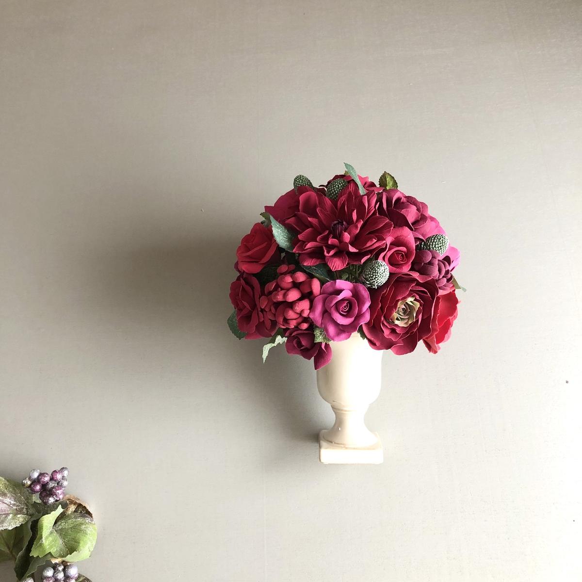 大人の赤色フラワーアレンジ/薔薇/クレイフラワー 大人の赤色フラワーアレンジ/薔薇/クレイフラワー
