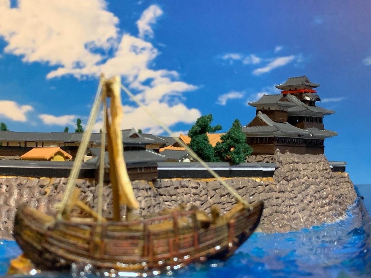 坂本城 ケース付き 明智光秀の城 お城 模型 ジオラマ完成品 ミニサイズ