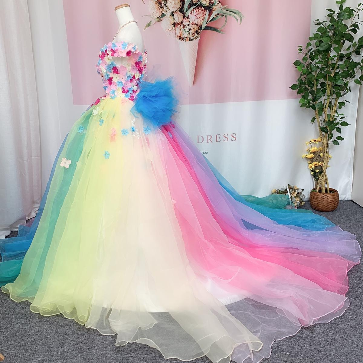 花びら、レインボーカラードレス、ウェディングドレス、オーダーメイド