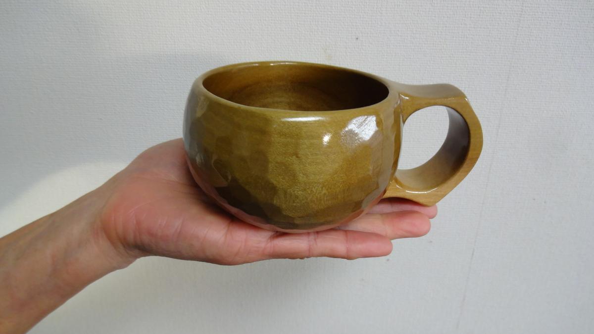 朴(ほう)の木の木彫りのコーヒーカップ gos.or.jp