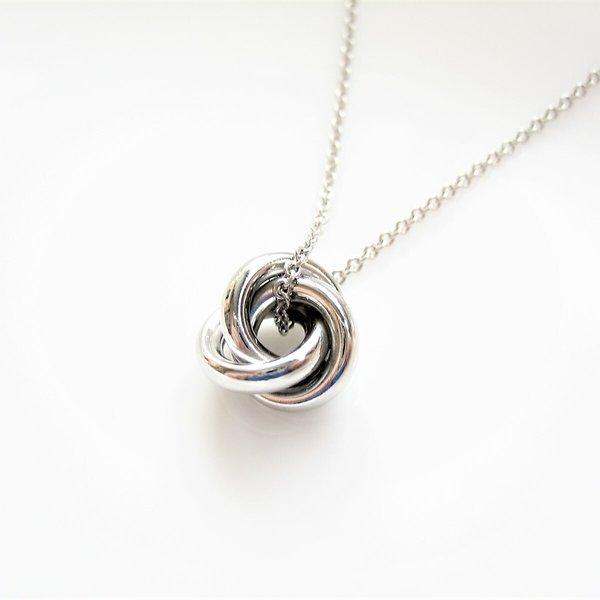 Circle Ring Motif Silver Charm Necklace