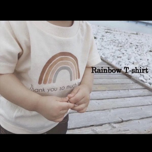 お子様への想いをTシャツに☆ 名入れTシャツ 名入れtシャツ　レインボー