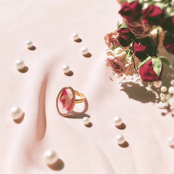 gold × rosecolor ring