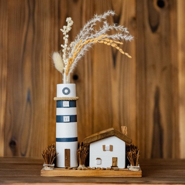 「灯台とお家の フラワーベース」~ネイビー~  一輪挿し ミニチュア ハウス 花瓶 木製 インテリア 北欧雑貨 置物