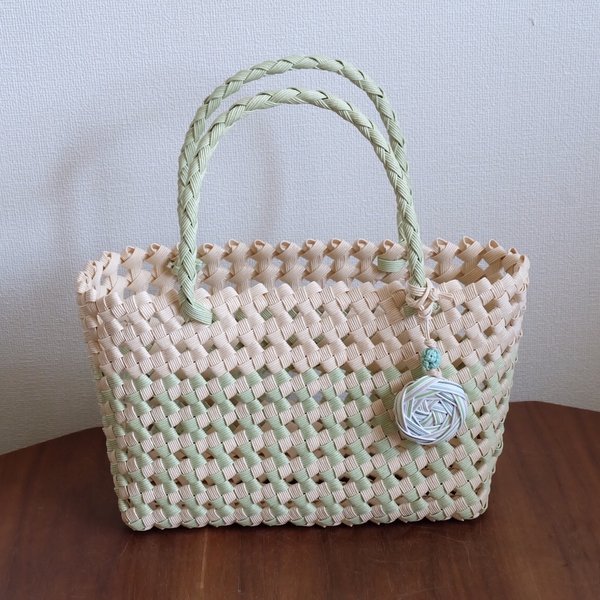 石畳編みのパステルバッグ