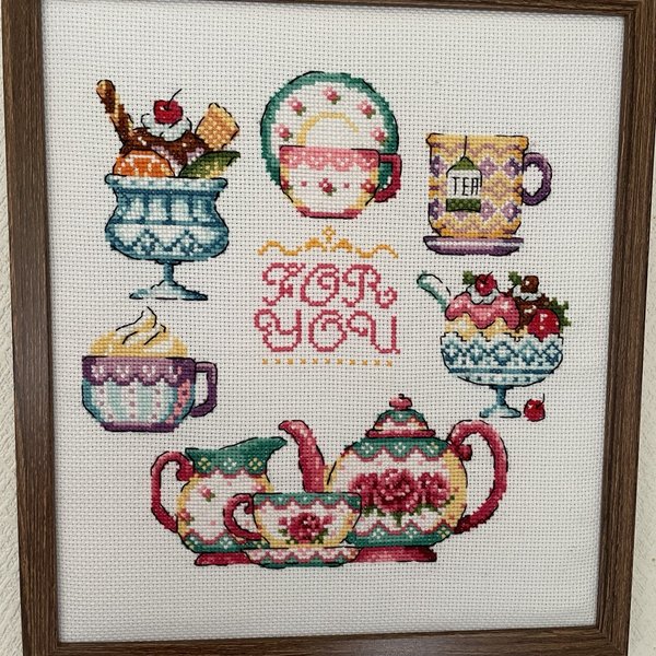 tea time🫖クロスステッチ刺繍額