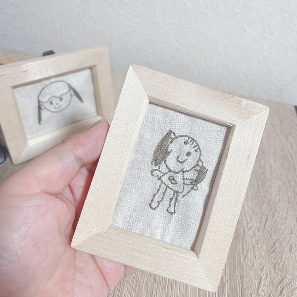 お絵描き刺繍　手のひらサイズ