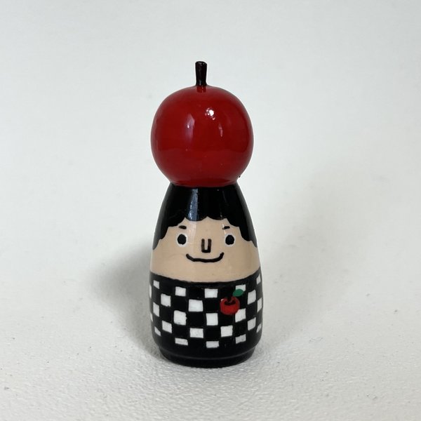 りんご坊や🍎ピンバッジ