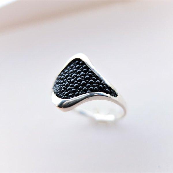 stingray diamond shape silver ring~エイ革　シルバーリング 