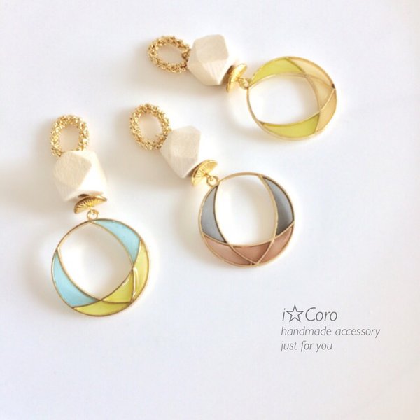 ウッドビーズとステンドグラス♢earring or pierce