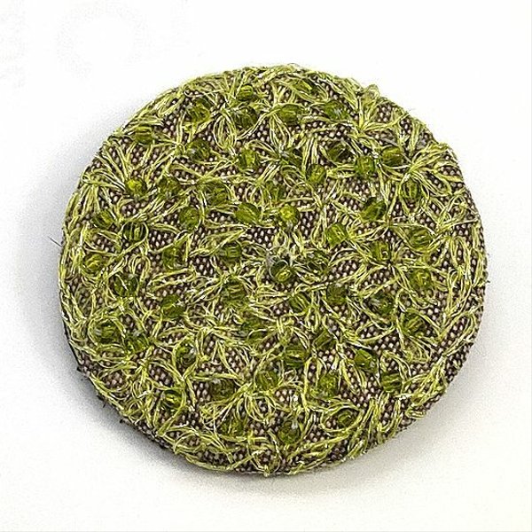 新緑の若草刺繍ブローチ