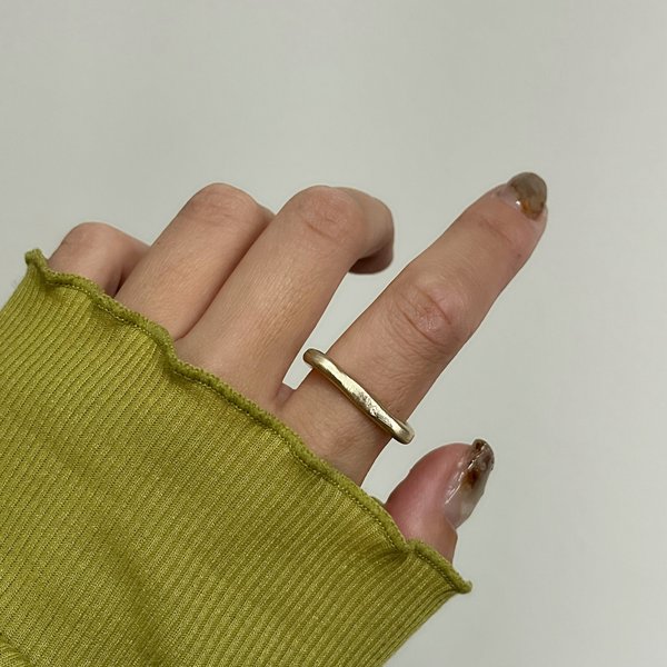 【全品30%オフ】- semicircle ring - 錆びないリング / 指輪 / ピンキーリング / アレルギー対応 / シルバーリング / フリーサイズ / ペアリング / ペア 