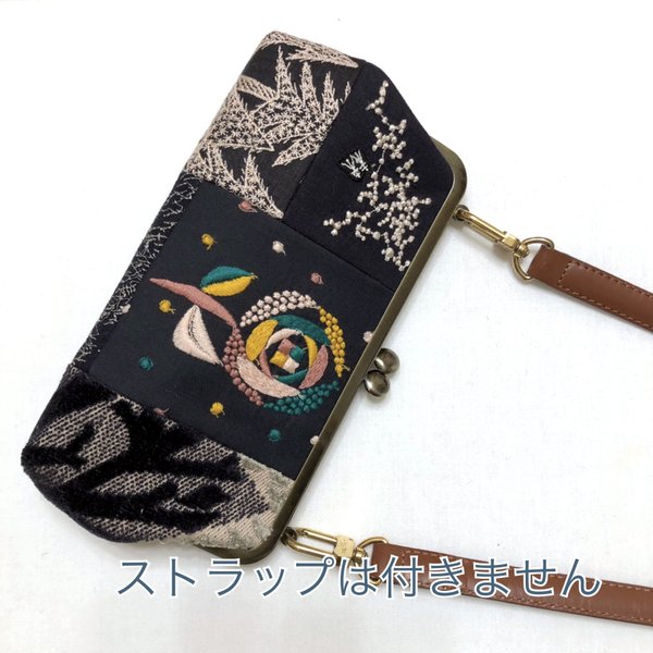 ミナペルホネン　ハンドメイド　がま口　スマホポシェット　新作sandrose