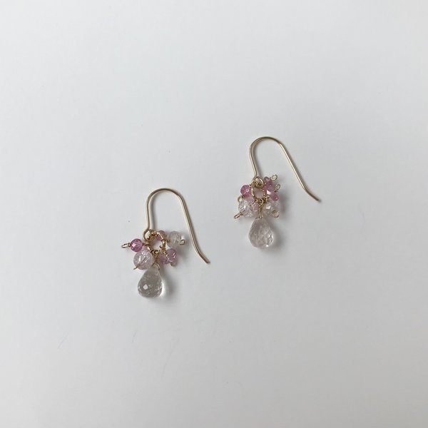 モルガナイトのお花ピアス