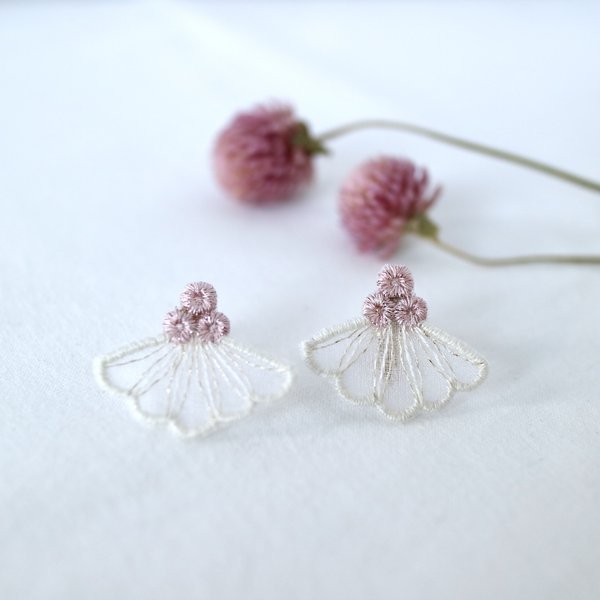 ornament pink イヤリング/ピアス