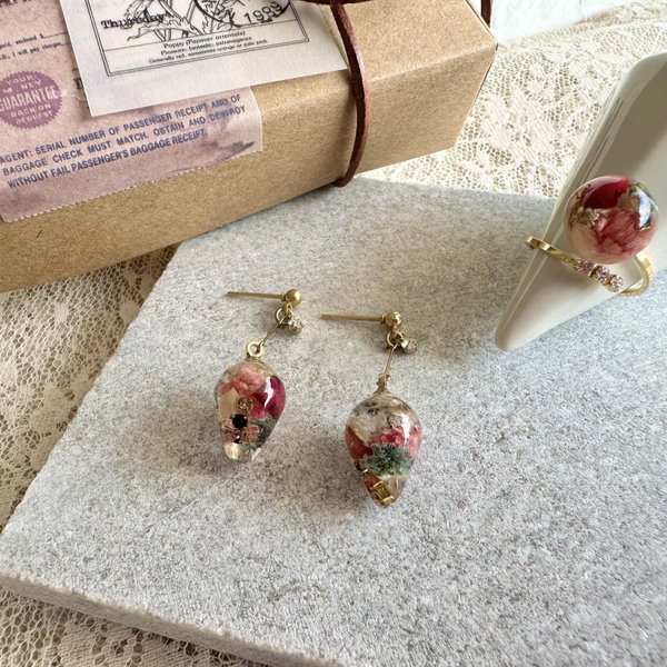 ᴺᴱᵂ♡アンティークローズ しずくピアス ラインストーン付きリング クリスマスギフトセット