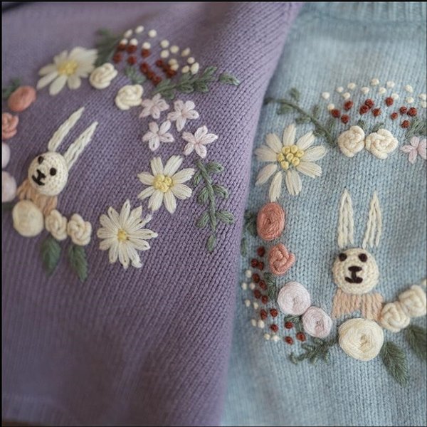 【受注製作】可愛いウサギちゃんの刺繡入り・子供ウールセーター・カーディガン ニット 選べるサイズ　2色