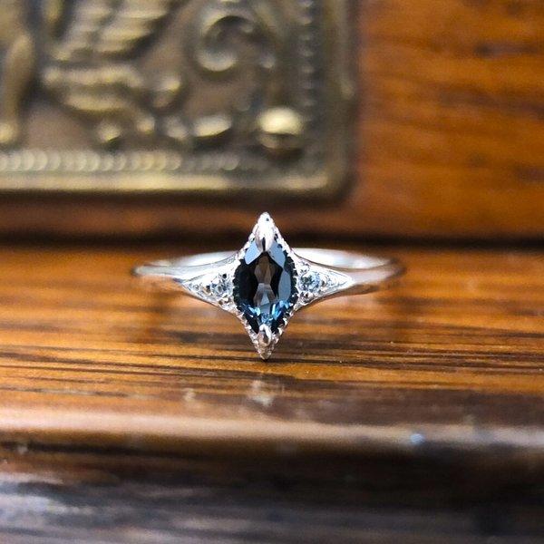 classical ring~ blue topaz クラシカルリング　ロンドンブルートパーズ