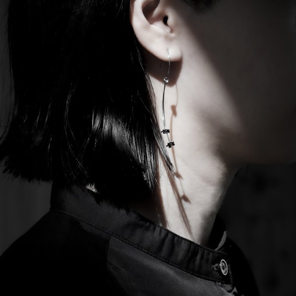 Shake Pierce / Earring ［EPHEMERAL］