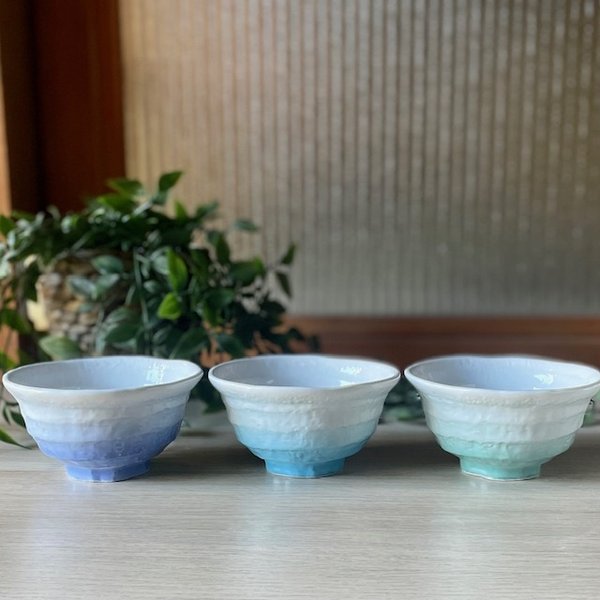 虹色のろくべ型茶碗　和モダン　大きさ4種類