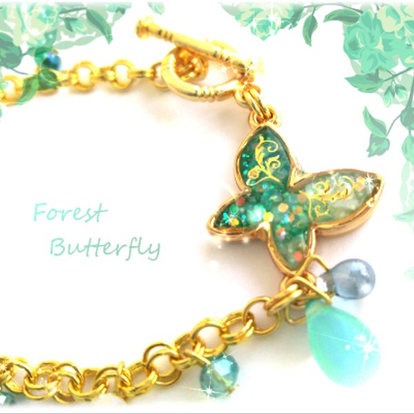 翠色にきらめく蝶々ブレスレット【ForestButterfly】