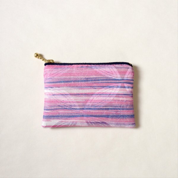 絹手染ミニポーチ（8cm×11cm  横・ピンクグレー）