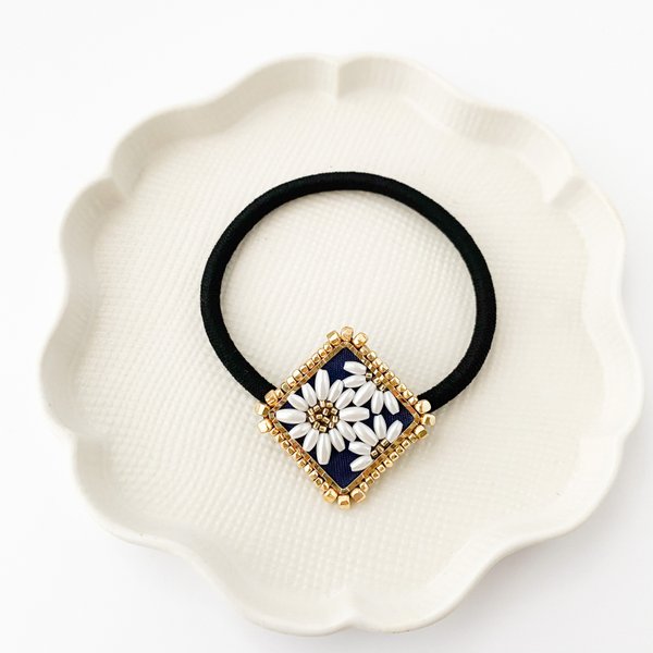 Gerbera hair accessory < gold × navy >