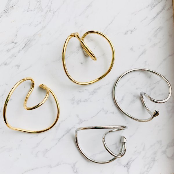 Twist wave  earcuff（シルバー）