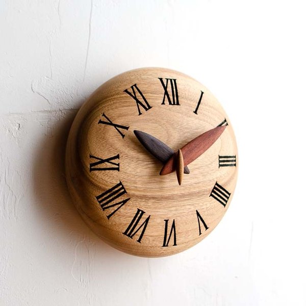 ぷっくりキュートな手作り木製時計　15cm