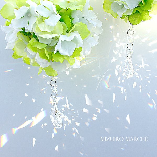 M・幸運を引き寄せるサンキャッチャー　natural green  紫陽花フラワーボール *  + スワロフスキー　Light Green × Green × White